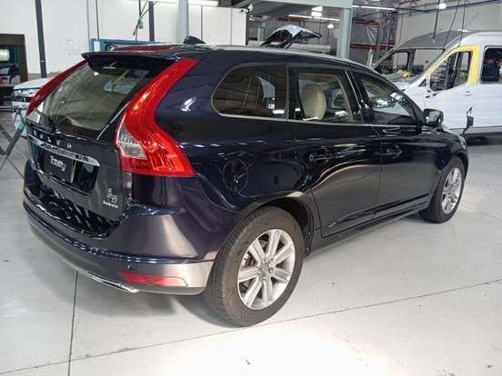 VOLVO-XC60-2.0 T5 KINETIC GASOLINA 4P AUTOMÁTICO VOLVO-XC60-2017