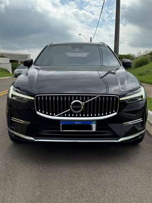 VOLVO-XC60-2021