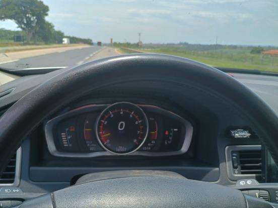 VOLVO-XC70-3.2 AWD GASOLINA 4P AUTOMÁTICO VOLVO-XC70-2007