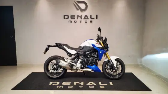 BMW F 900 R SPORT PLUS 