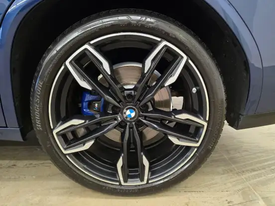 BMW-X4-2023