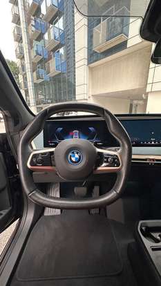 BMW-iX-2023