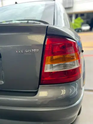 CHEVROLET-ASTRA-2001
