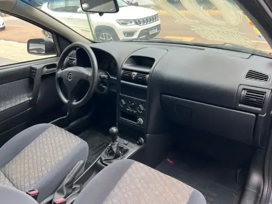 CHEVROLET-ASTRA-2001