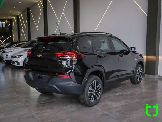 CHEVROLET-TRACKER-2025