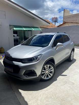 CHEVROLET-TRACKER-2017