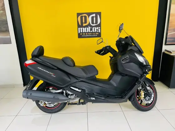 DAFRA MAXSYM 400i 
