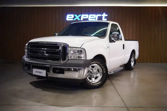 FORD F-250 4.2 XLT 4X2 CS TURBO DIESEL 2P MANUAL