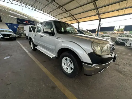 FORD RANGER 2.3 XLT 16V 4X2 CD GASOLINA 4P MANUAL