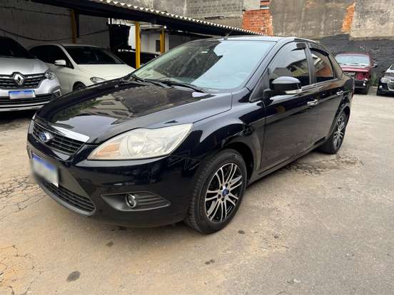 FORD-FOCUS-2.0 GLX 16V FLEX 4P AUTOMÁTICO FORD-FOCUS-2011