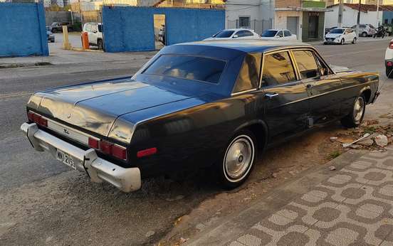 FORD-GALAXIE-1980