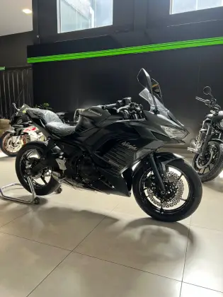 KAWASAKI NINJA 650 ABS KAWASAKI NINJA 650 ABS