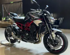 KAWASAKI Z900 KAWASAKI Z900