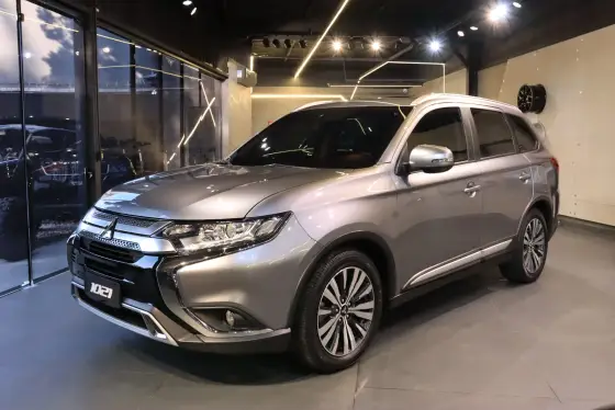 MITSUBISHI OUTLANDER 2.0 MIVEC GASOLINA HPE AUTOMÁTICO