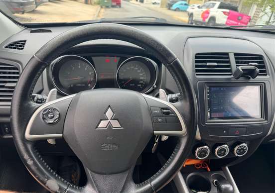 MITSUBISHI-ASX-2017