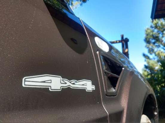 MITSUBISHI-PAJERO TR4-2014