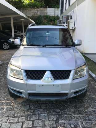 MITSUBISHI-PAJERO TR4-2011