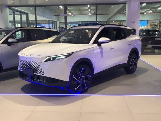 OMODA 7 1.5 TGDI PHEV PRESTIGE DHT