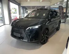 OMODA 7 1.5 TGDI PHEV PRESTIGE DHT OMODA 7 1.5 TGDI PHEV PRESTIGE DHT