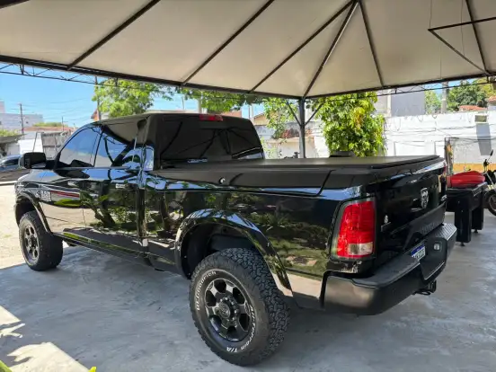 RAM-2500-6.7 LARAMIE 4X4 CD I6 TURBO DIESEL 4P AUTOMÁTICO RAM-2500-2015
