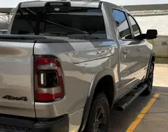 RAM 1500 5.7 V8 GASOLINA REBEL CD 4X4 AUTOMÁTICO RAM 1500 5.7 V8 GASOLINA REBEL CD 4X4 AUTOMÁTICO