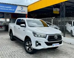 TOYOTA HILUX 2.8 SRX 4X4 CD 16V DIESEL 4P AUTOMÁTICO TOYOTA HILUX 2.8 SRX 4X4 CD 16V DIESEL 4P AUTOMÁTICO