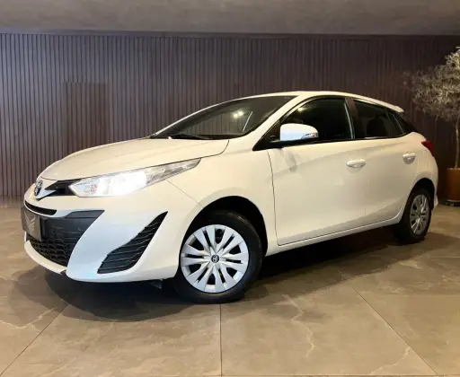 TOYOTA YARIS 1.3 16V FLEX XL LIVE MULTIDRIVE TOYOTA YARIS 1.3 16V FLEX XL LIVE MULTIDRIVE