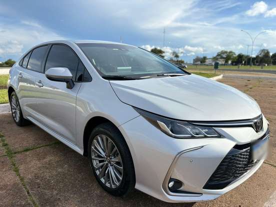 TOYOTA-COROLLA-2023