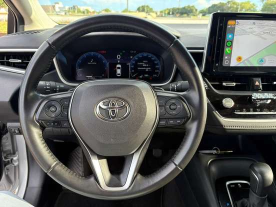 TOYOTA-COROLLA-2023