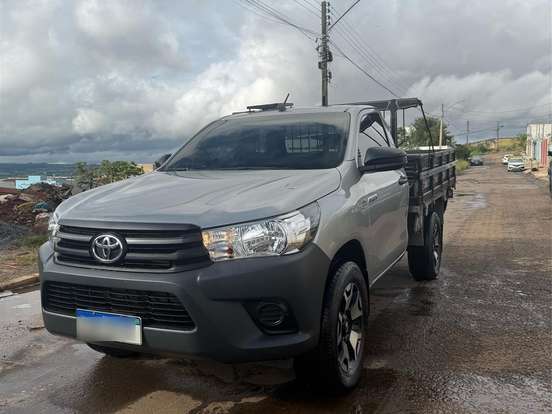 TOYOTA-HILUX-2.8 D-4D TURBO DIESEL CS 4X4 MANUAL TOYOTA-HILUX-2023