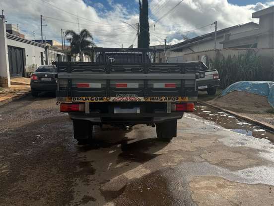 TOYOTA-HILUX-2.8 D-4D TURBO DIESEL CS 4X4 MANUAL TOYOTA-HILUX-2023