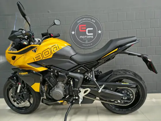 TRIUMPH TIGER 800 SPORT 