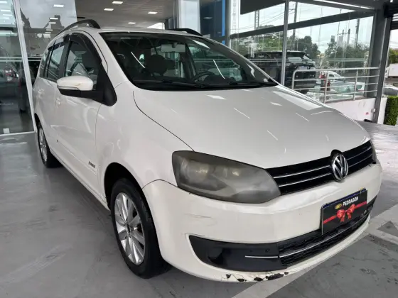 VOLKSWAGEN FOX 1.0 MI TREND 8V FLEX 4P MANUAL VOLKSWAGEN FOX 1.0 MI TREND 8V FLEX 4P MANUAL