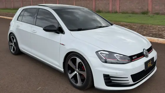VOLKSWAGEN GOLF 2.0 TSI GTI 16V TURBO GASOLINA 4P AUTOMÁTICO VOLKSWAGEN GOLF 2.0 TSI GTI 16V TURBO GASOLINA 4P AUTOMÁTICO