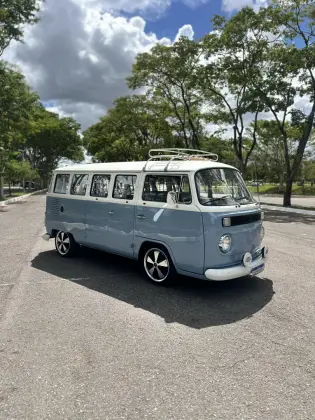 VOLKSWAGEN KOMBI 1.6 STD 8V ÁLCOOL 3P MANUAL