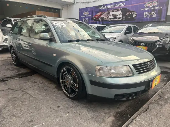 VOLKSWAGEN PASSAT VARIANT 1.8 SFI 20V GASOLINA 4P MANUAL
