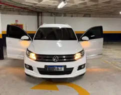 VOLKSWAGEN TIGUAN 2.0 TSI R-LINE 16V TURBO GASOLINA 4P TIPTRONIC VOLKSWAGEN TIGUAN 2.0 TSI R-LINE 16V TURBO GASOLINA 4P TIPTRONIC