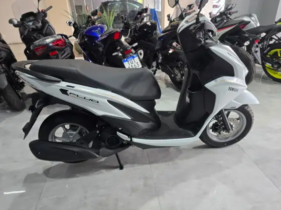 YAMAHA FLUO 125 HYBRID CONNECTED ABS 