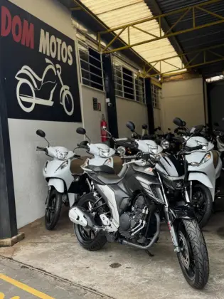 YAMAHA FZ25 FAZER ABS 