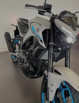 YAMAHA MT-03 CONNECTED ABS 