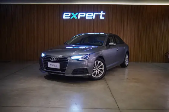 AUDI A4 2.0 TFSI ATTRACTION GASOLINA 4P S TRONIC