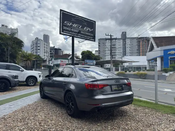 AUDI A4 2.0 TFSI ATTRACTION GASOLINA 4P S TRONIC AUDI A4 2.0 TFSI ATTRACTION GASOLINA 4P S TRONIC