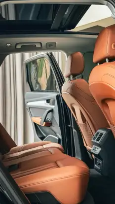 AUDI-Q5-2023