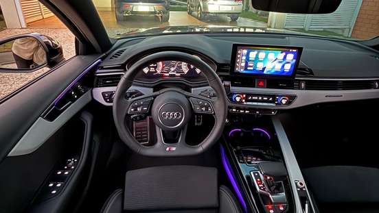 AUDI-A4-2024