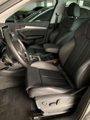 AUDI-Q5-2020