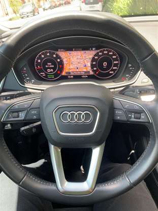 AUDI-Q5-2020