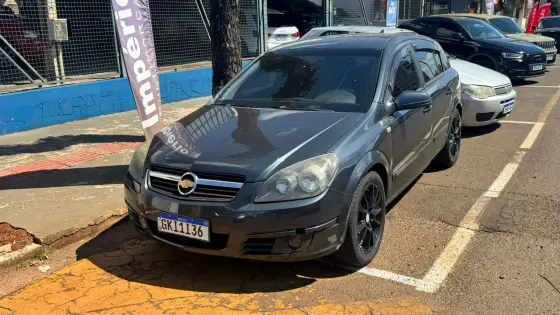 CHEVROLET VECTRA 2.0 MPFI GT-X HATCH 8V FLEX 4P MANUAL CHEVROLET VECTRA 2.0 MPFI GT-X HATCH 8V FLEX 4P MANUAL