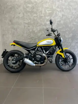 DUCATI SCRAMBLER ICON 