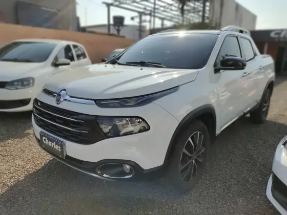 FIAT TORO 2.0 16V TURBO DIESEL VOLCANO 4WD AT9 FIAT TORO 2.0 16V TURBO DIESEL VOLCANO 4WD AT9