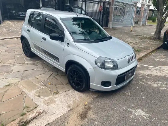 FIAT UNO 1.4 EVO SPORTING 8V FLEX 4P MANUAL FIAT UNO 1.4 EVO SPORTING 8V FLEX 4P MANUAL